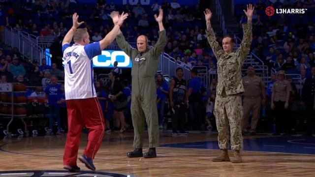 PG电子官网-疫情下的NBA：中场表演者的寒冬尚未过去